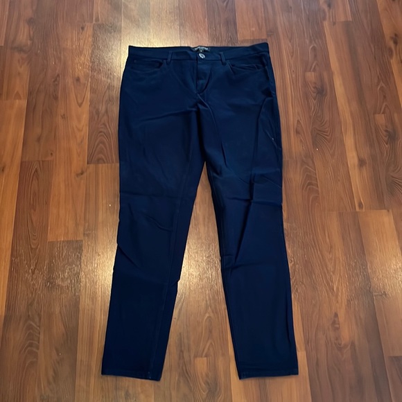 Banana Republic Pants - Long Banana Republic Trousers